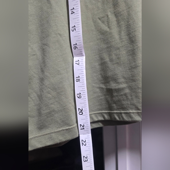 Cropped olive green Calvin Klein top - Picture 5 of 6